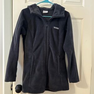 Black Columbia fleece zip up sweatshirt with hood.